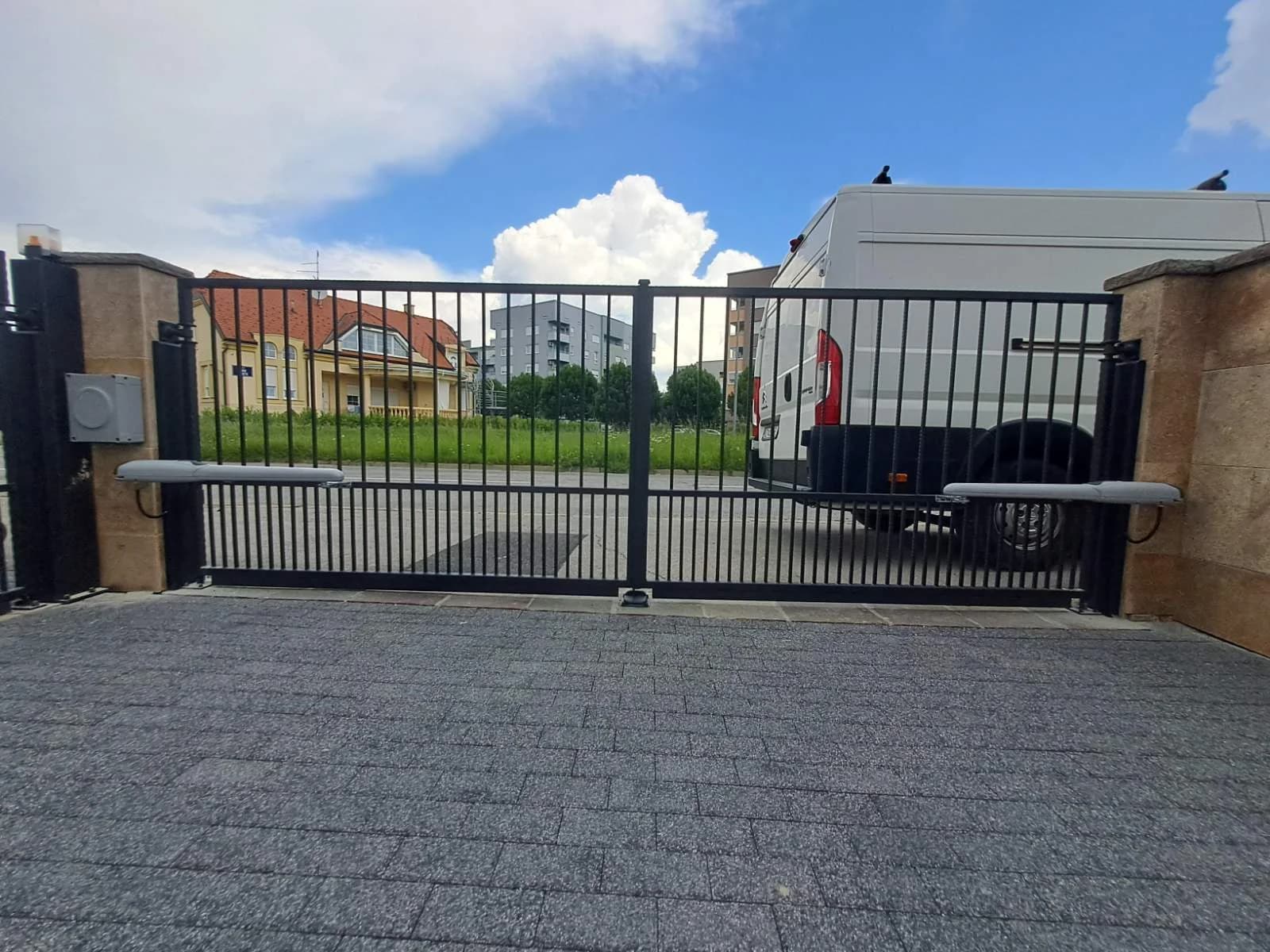 Dvokrilna vrata 2