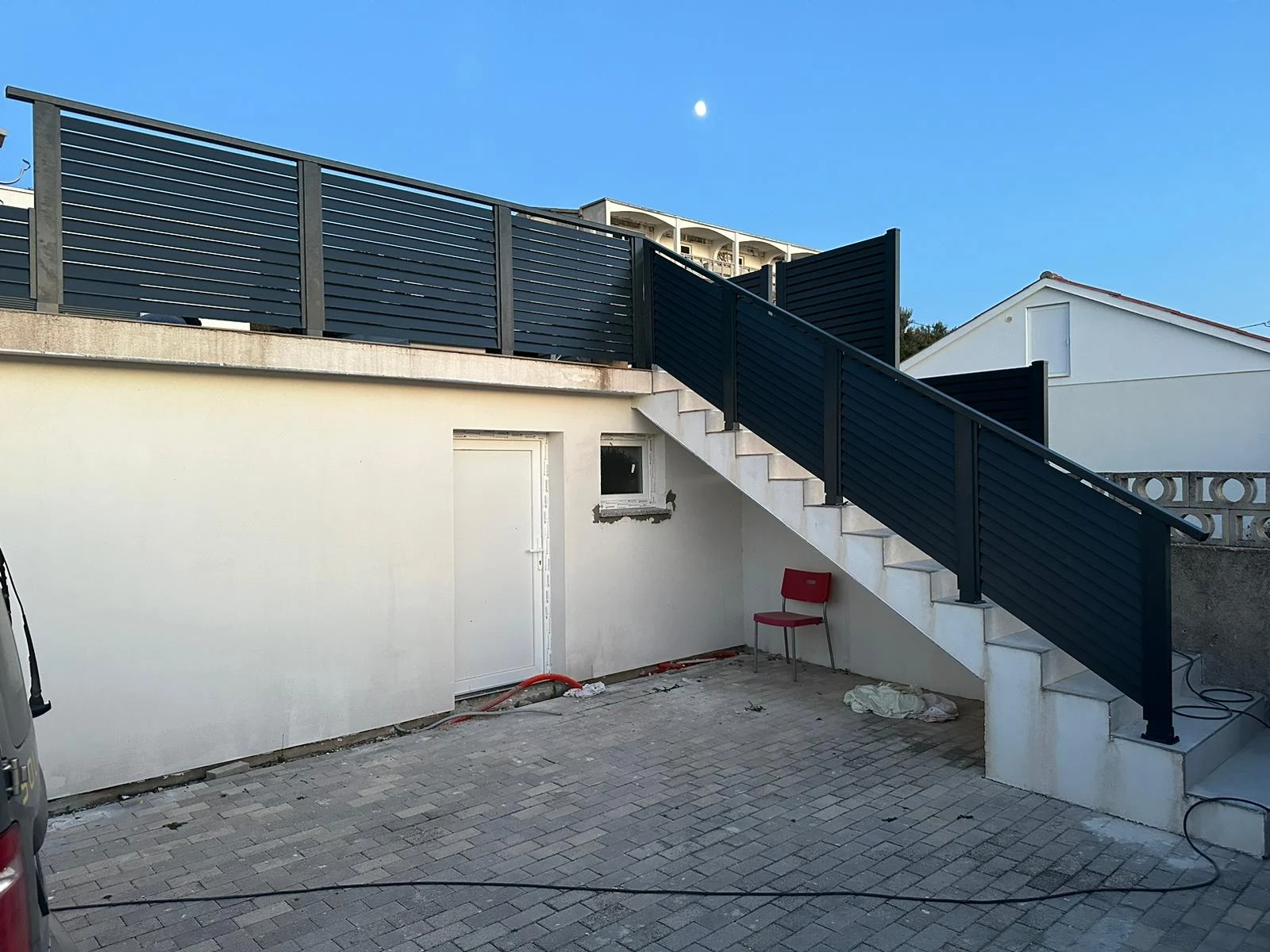 MONTAŽA GELENDERA I BALKONSKE OGRADE NOVALJA