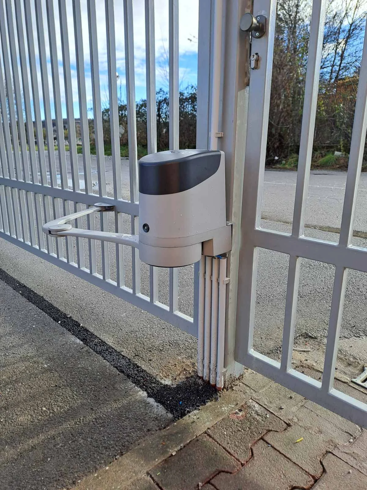 AUTOMATIKA I KONTROLA PRISTUPA NA ULASKU U FIRMU ELEKTRO KRUNO d.o.o