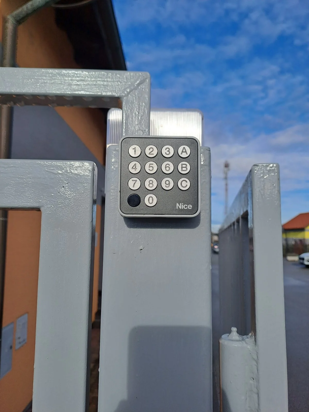 AUTOMATIKA I KONTROLA PRISTUPA NA ULASKU U FIRMU ELEKTRO KRUNO d.o.o